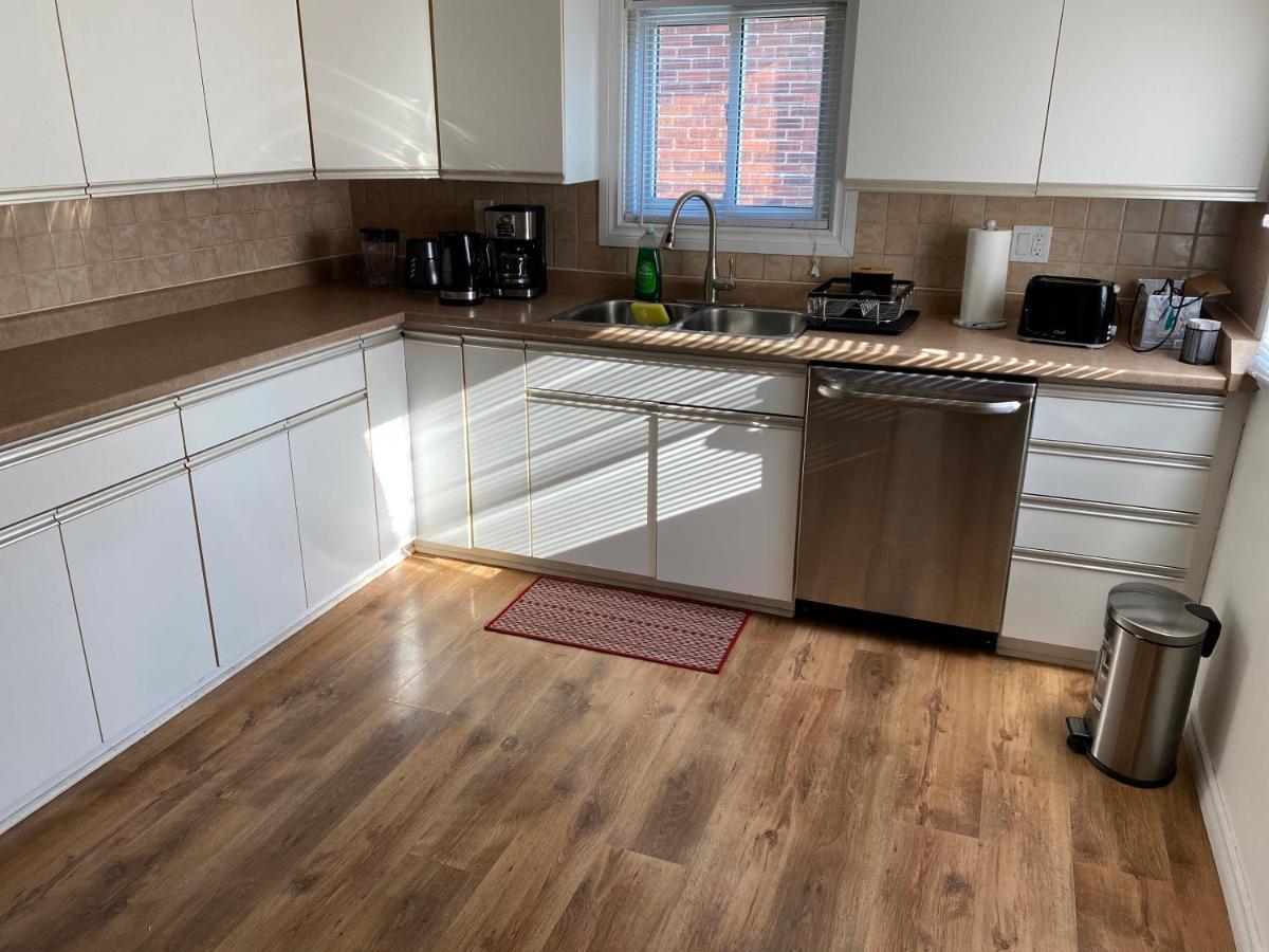 Windsor Airport Room Accommodation Luaran gambar